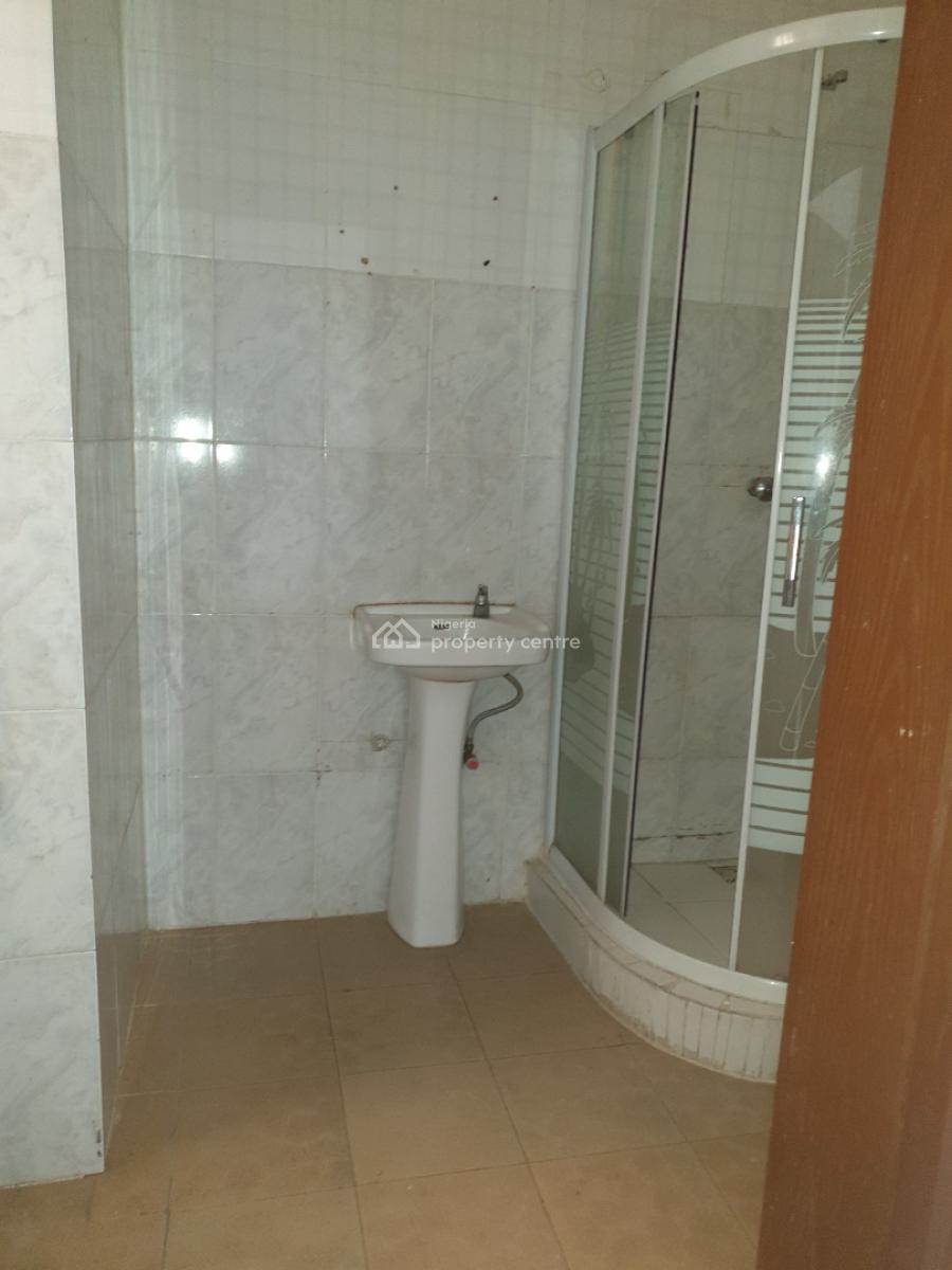 Spacious 4bedroom Terrace, Silver Spring Estate, Lekki, Lagos, House for Rent