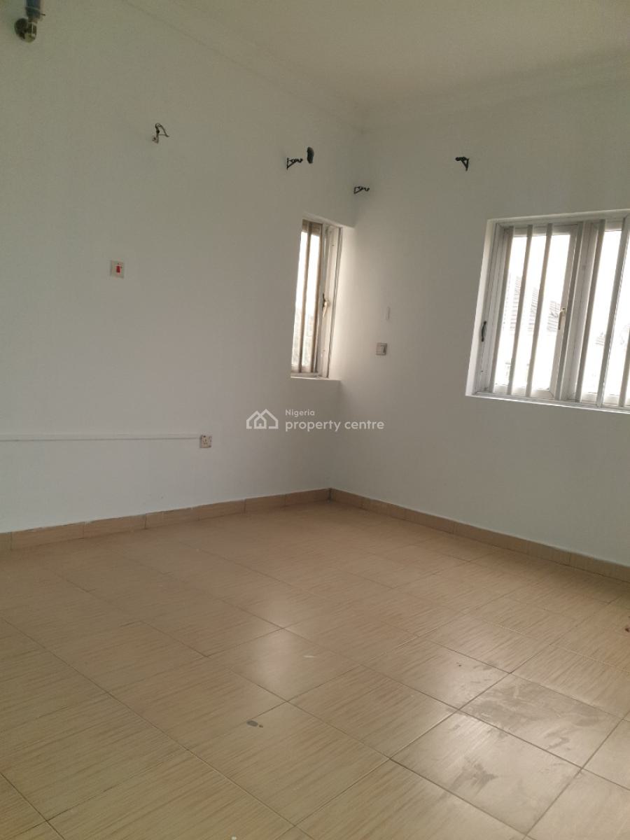 Spacious 4bedroom Terrace, Silver Spring Estate, Lekki, Lagos, House for Rent