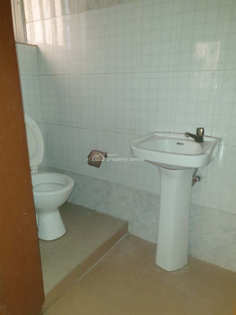 Spacious 4bedroom Terrace, Silver Spring Estate, Lekki, Lagos, House for Rent