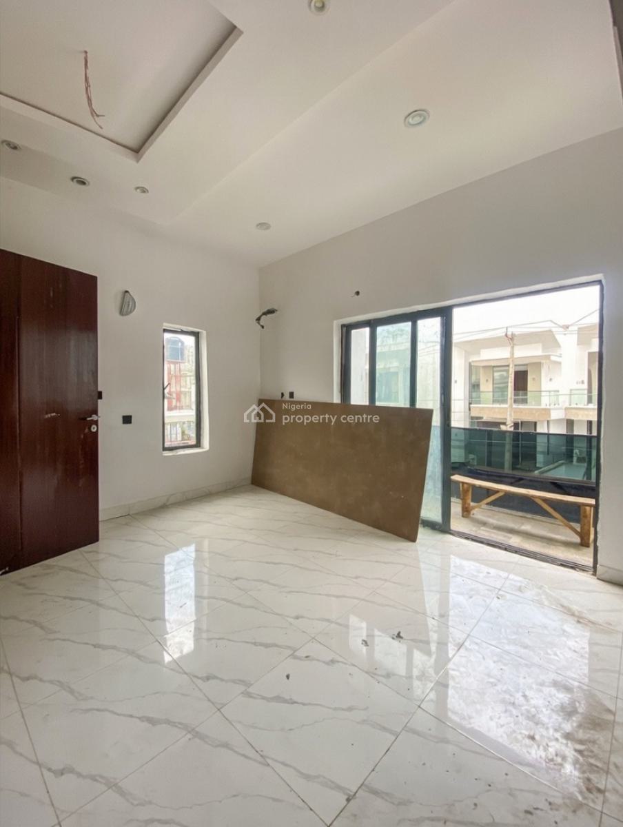 Lovely 2 Bedroom Apartment with Bq, Ajah, Ajah, Lagos, Block of Flats for Sale