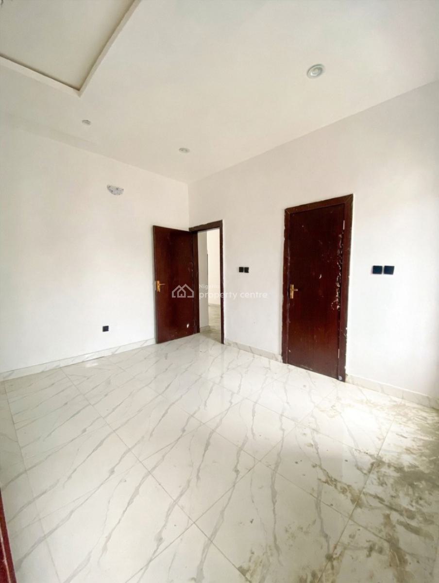 Lovely 2 Bedroom Apartment with Bq, Ajah, Ajah, Lagos, Block of Flats for Sale