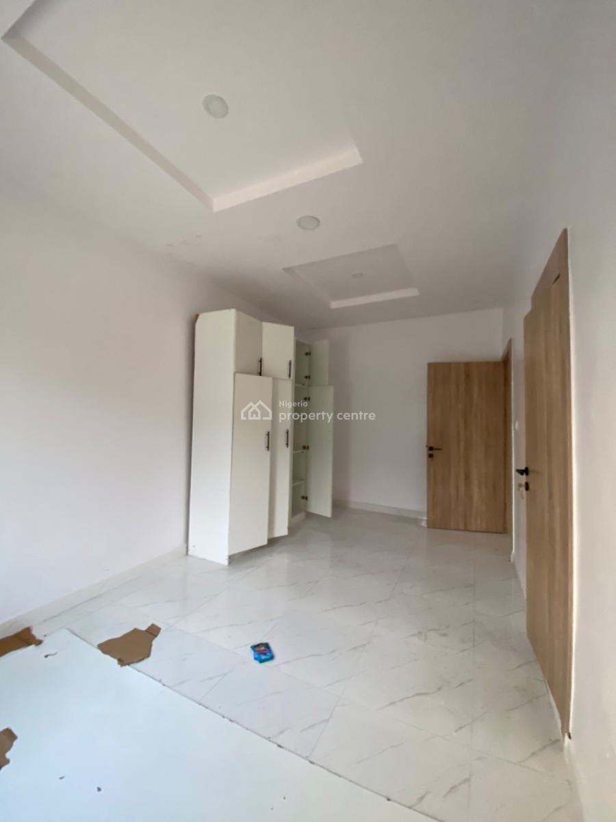 an Executive Brand New Two Bedroom Flat, Crystal Estate  Shoprite Sangotedo Ajah, Lekki, Lagos, Flat / Apartment for Rent