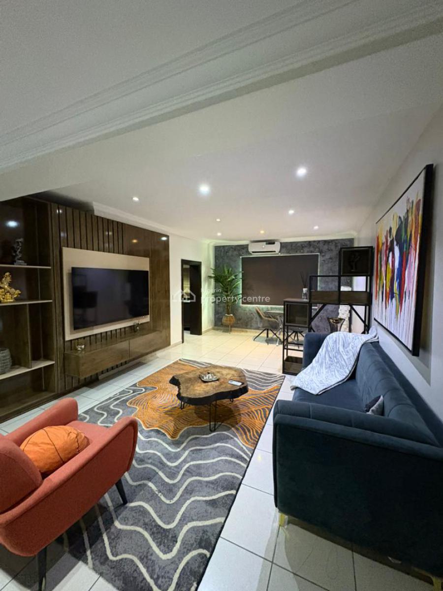 Tastefully Furnished 1-bedroom Apartment with Mini Golf-corner, Ikoyi, Lagos, Flat / Apartment Short Let