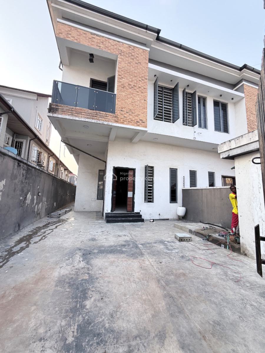4 Bedroom Semi-detached Duplex with Bq, Ikota, Lekki, Lagos, Semi-detached Duplex for Rent