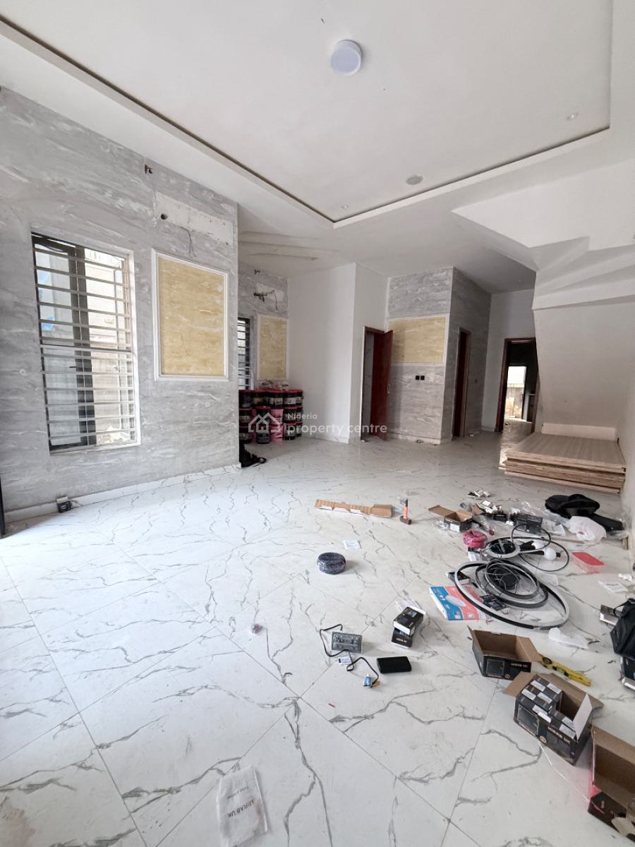 4 Bedroom Semi-detached Duplex with Bq, Ikota, Lekki, Lagos, Semi-detached Duplex for Rent