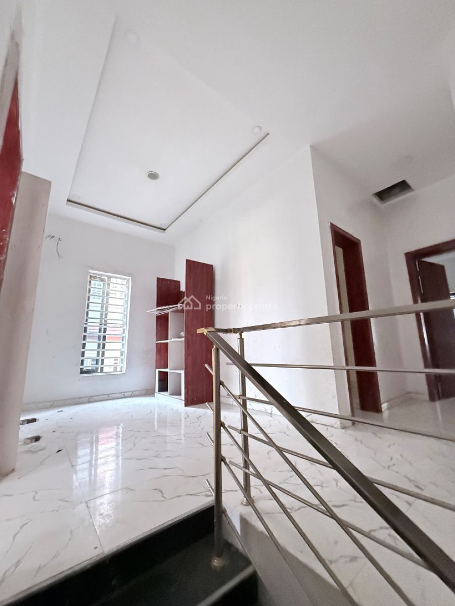 4 Bedroom Semi-detached Duplex with Bq, Ikota, Lekki, Lagos, Semi-detached Duplex for Rent