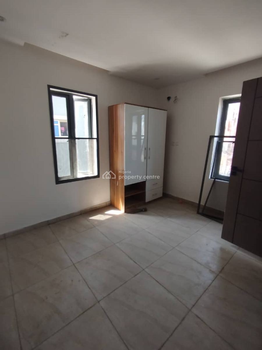 2 Bedrooms Apartment, Lekki Phase 1, Lekki, Lagos, Flat / Apartment for Sale