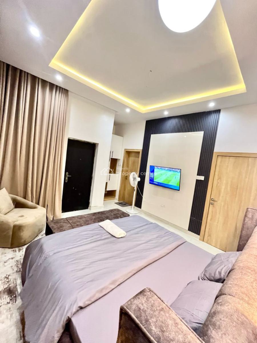 2 Bedroom Apartment in Surulere, Surulere, Surulere, Lagos, Flat / Apartment Short Let