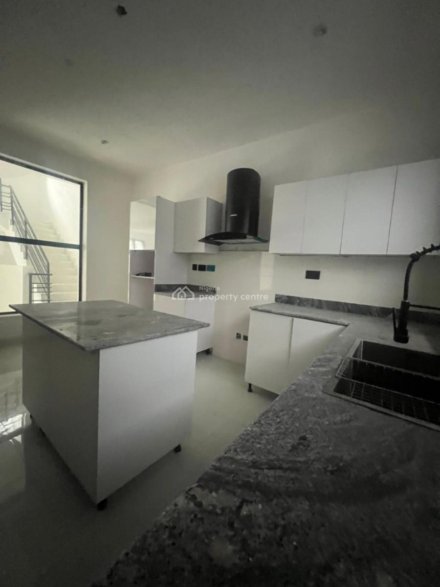 Nicely Finished 4-bedroom Townhouse, Lekki Phase 1, Lekki Phase 1, Lekki, Lagos, Terraced Duplex for Sale