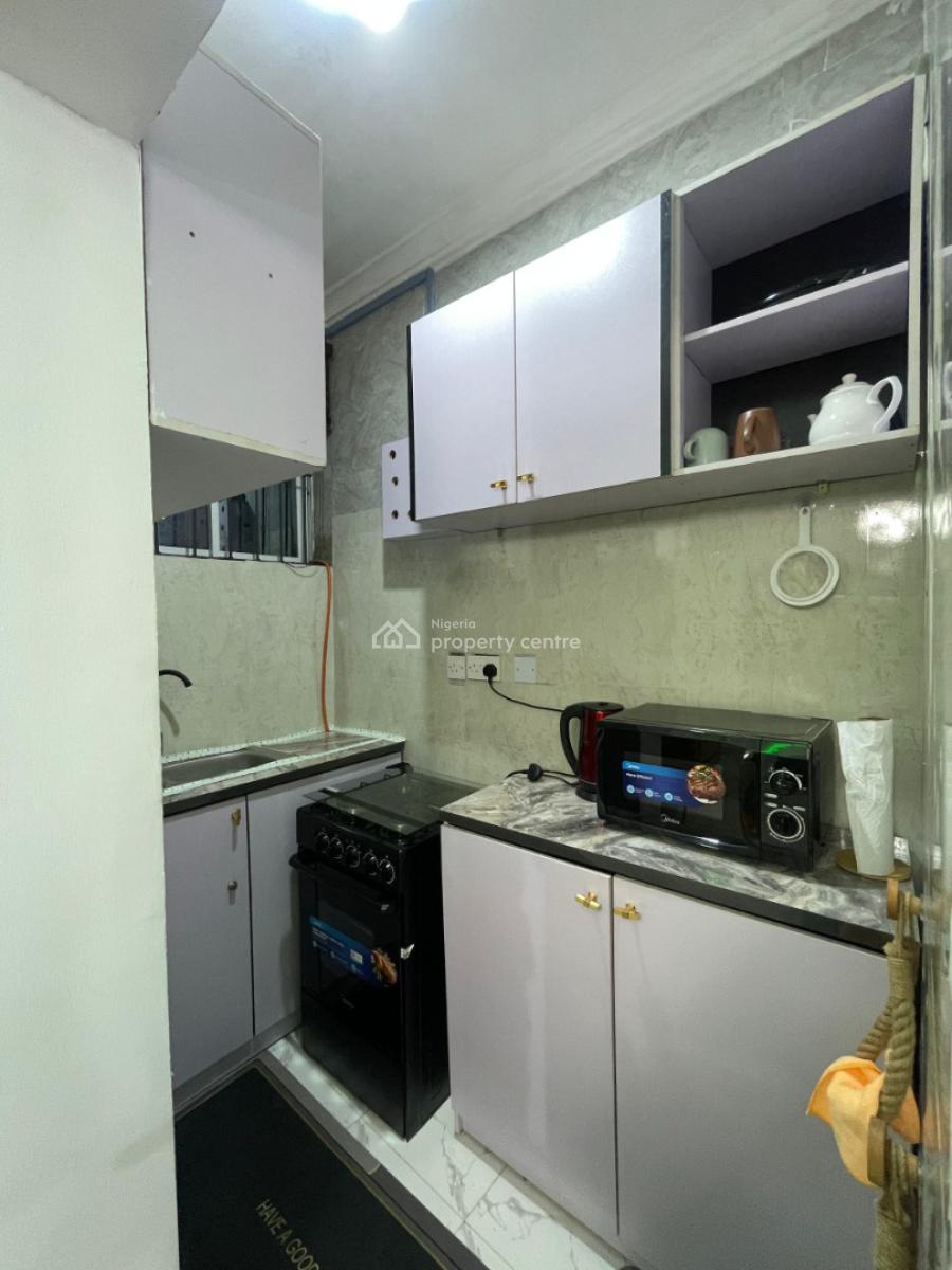One Bedroom Apartment in Yaba, Alagomeji, Yaba, Lagos, Mini Flat (room and Parlour) Short Let