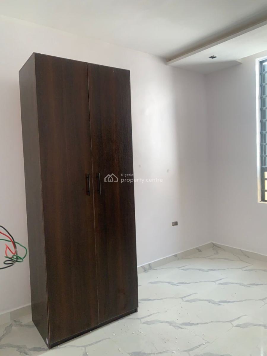 Newly Built 3 Bedroom Terrace with Bq, Lekki Phase 1, Lekki, Lagos, Terraced Duplex for Rent