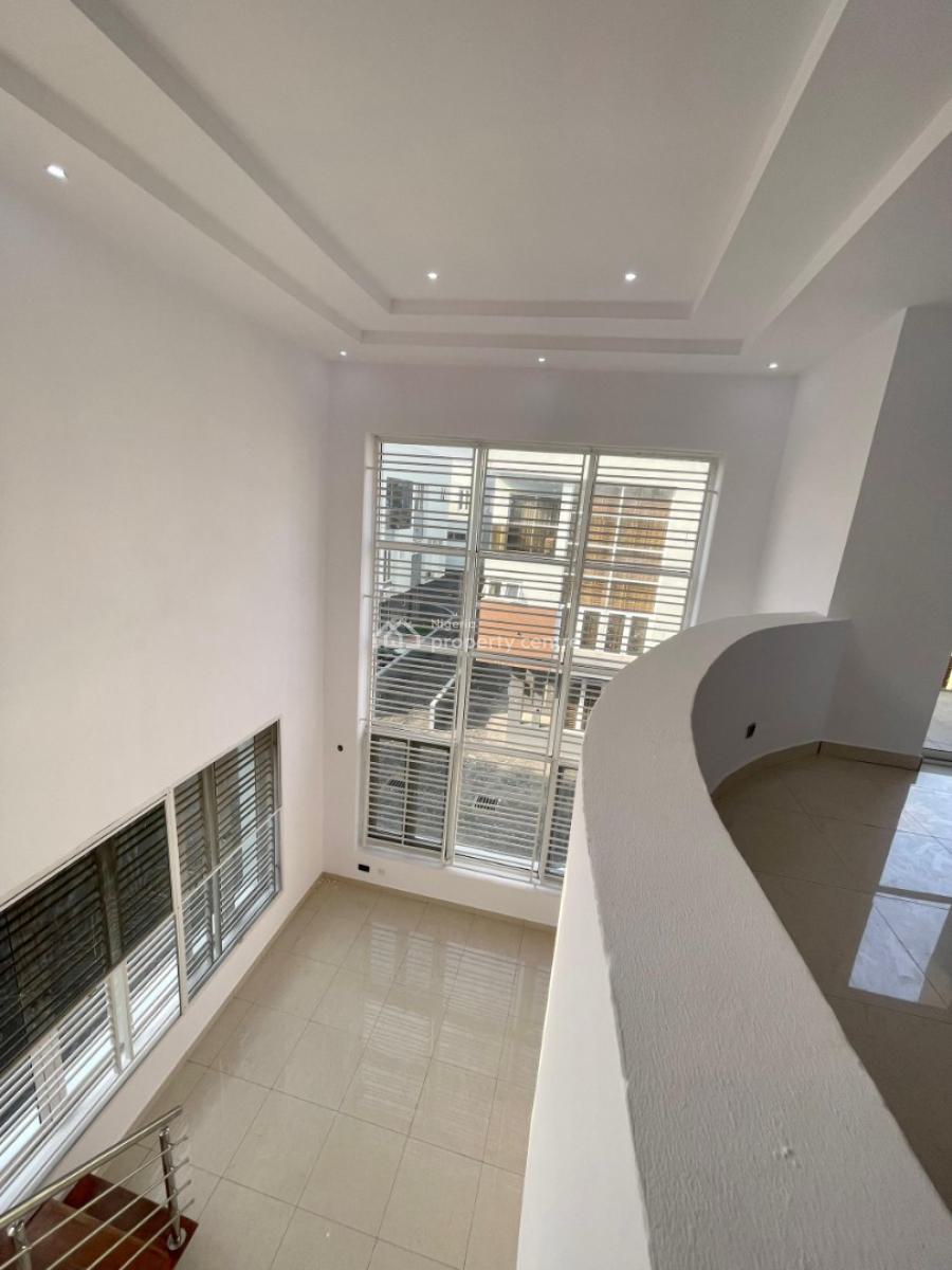 a Spacious and Strategically Positioned 5-bedroom Semi-detached Duplex, Osapa, Lekki, Lagos, Semi-detached Duplex for Sale