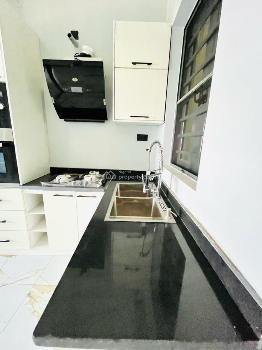 Luxury 2-bedroom Apartments, Lekki Phase 1, Lekki, Lagos, Flat / Apartment for Sale