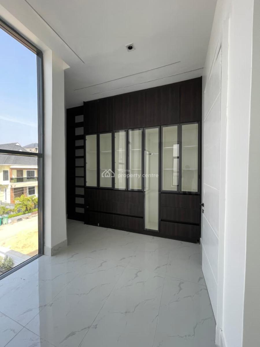 Spacious 5 Bedroom Fully Detached Duplex with Swimming Pool & Bq., Lekky County, Lekki, Lagos, Detached Duplex for Sale