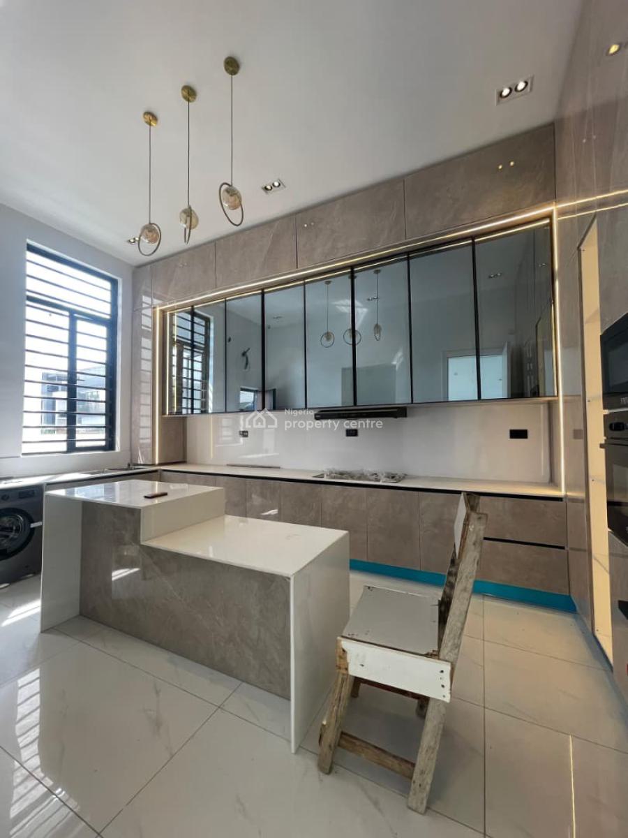 Spacious 5 Bedroom Fully Detached Duplex with Swimming Pool & Bq., Lekki County, Lekki, Lagos, Detached Duplex for Sale