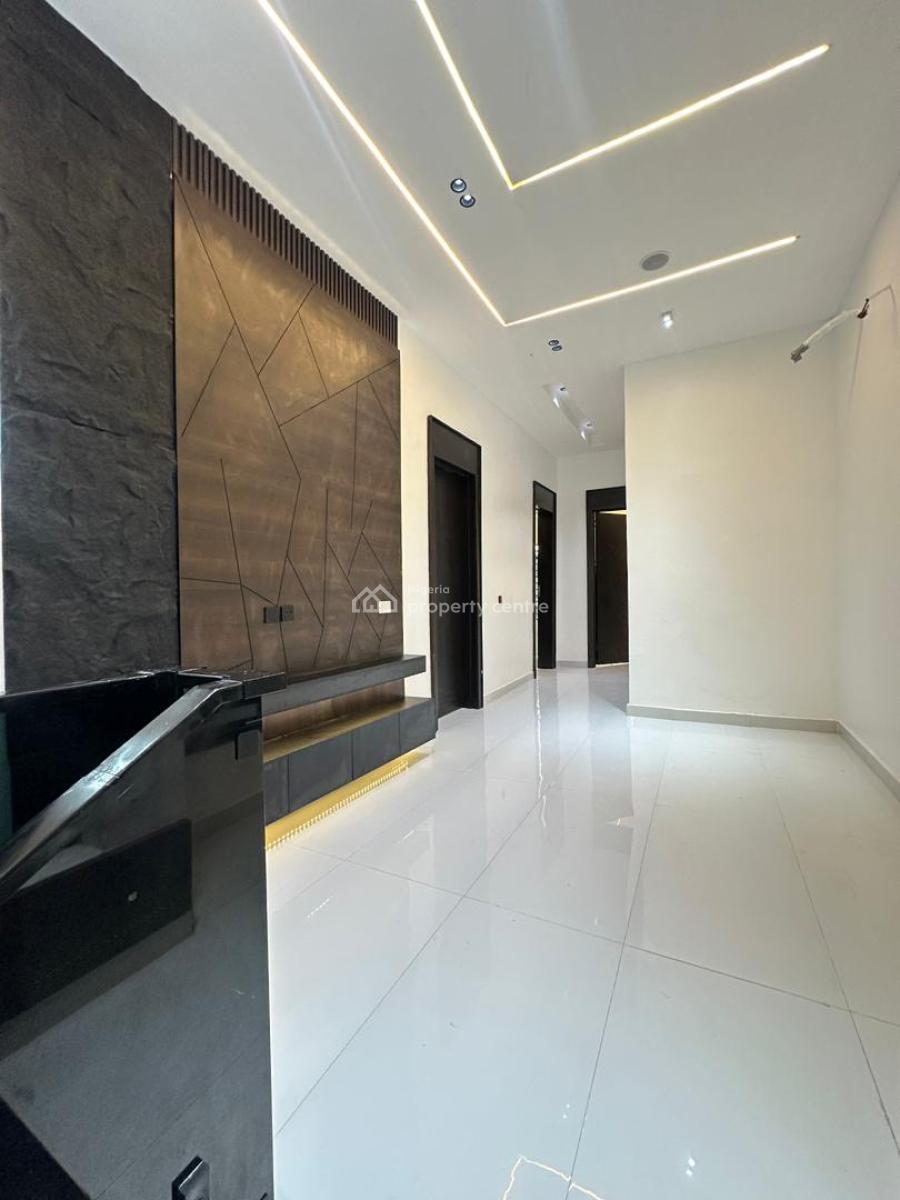 Exquisite Luxury Spacious 5 Bedroom Fully Detached Duplex with Bq ., 5 Bedroom in a Serene Well Family Oriented Neighborhood, Chevron Lekki, Lekki, Lagos, Detached Duplex for Sale