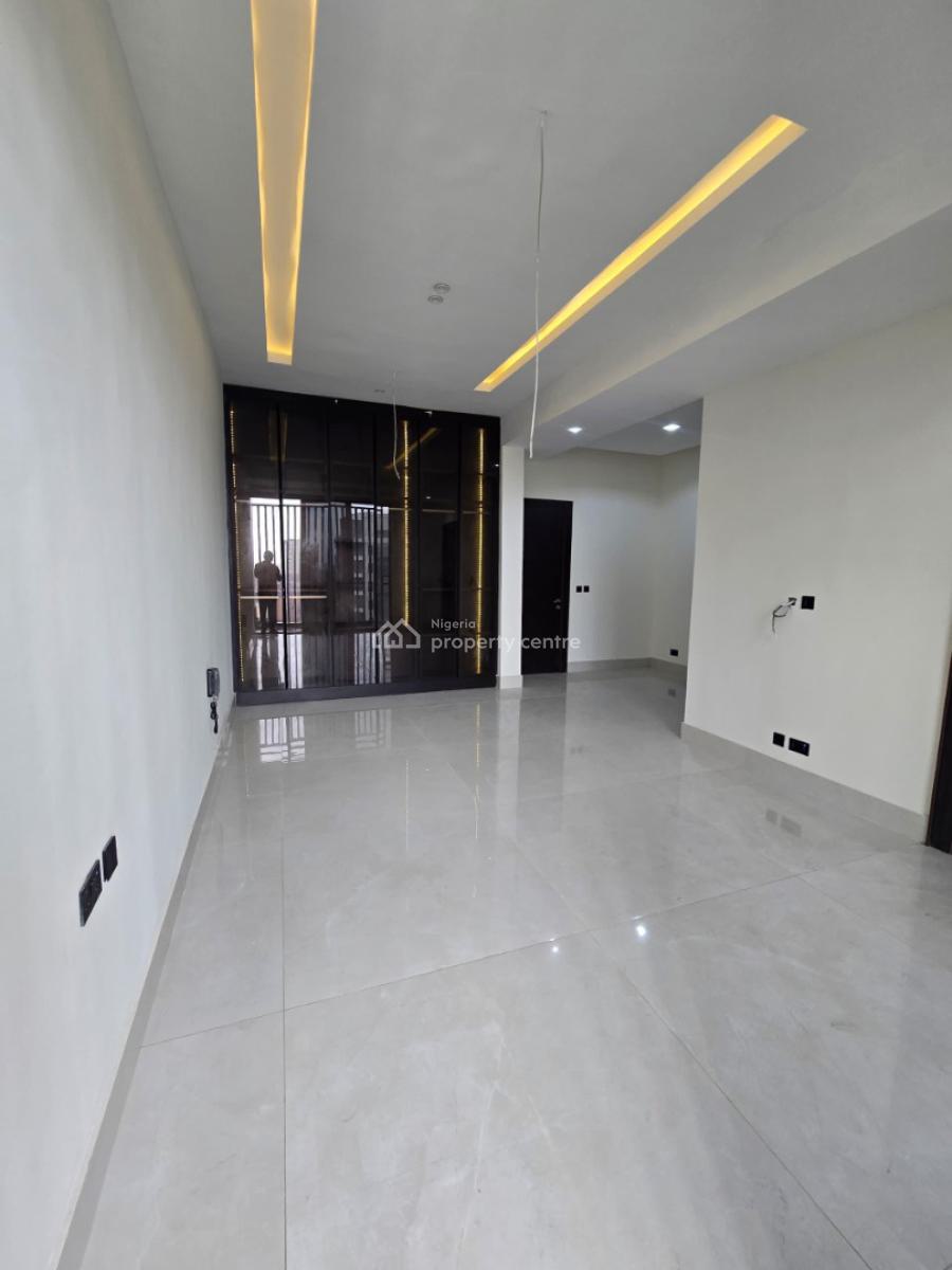 5 Bedroom Penthouse with Cinema, Gym, Swimming Pool & 2 Bqs, Ikoyi, Lagos, Flat / Apartment for Sale