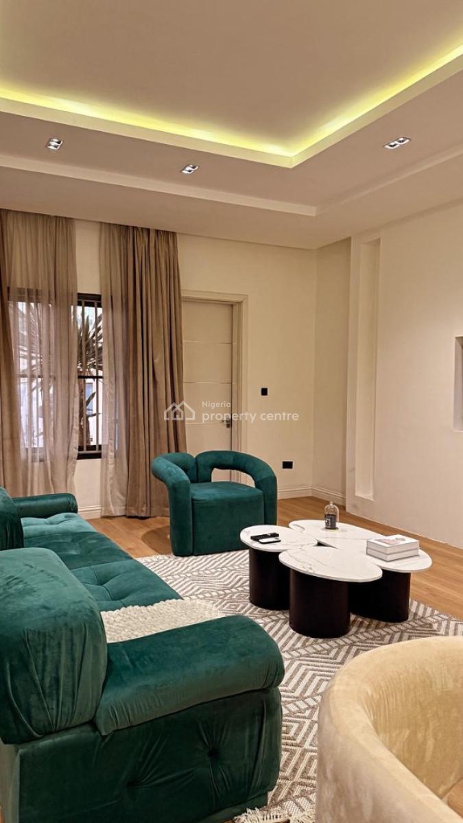 Beautiful 3 Bedrooms Apartment, Phase 1, Lekki, Lagos, Flat / Apartment Short Let