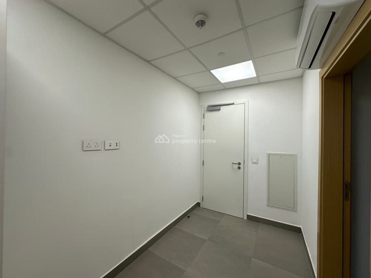 2bed Apt in Victoria Island with Bq, Elevator, Pool, Gym 13floors, Victoria Island, Victoria Island (vi), Lagos, Flat / Apartment for Rent