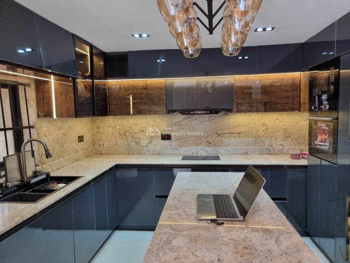 Rare Luxury 2‑bed Guest House with Private Garden, Unilag Road, Unilag Estate Magodo, Gra Phase 1, Magodo, Lagos, Detached Bungalow Short Let