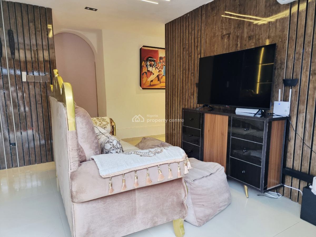 Rare Luxury 2‑bed Guest House with Private Garden, Unilag Road, Unilag Estate Magodo, Gra Phase 1, Magodo, Lagos, Detached Bungalow Short Let