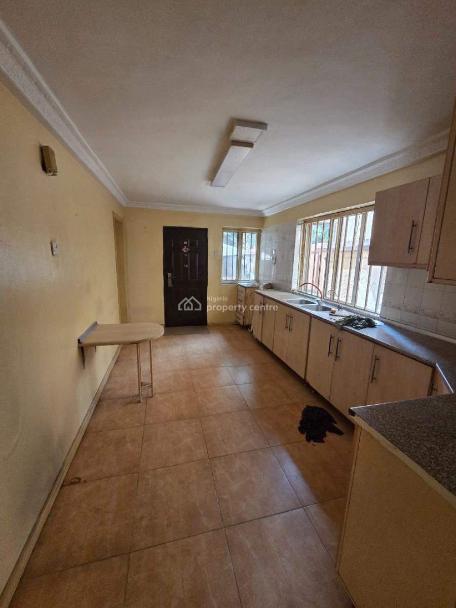 a 5 Bedroom  Detached  Duplex with 2 Rooms Bq, Lekki Phase 1, Lekki, Lagos, Detached Duplex for Rent