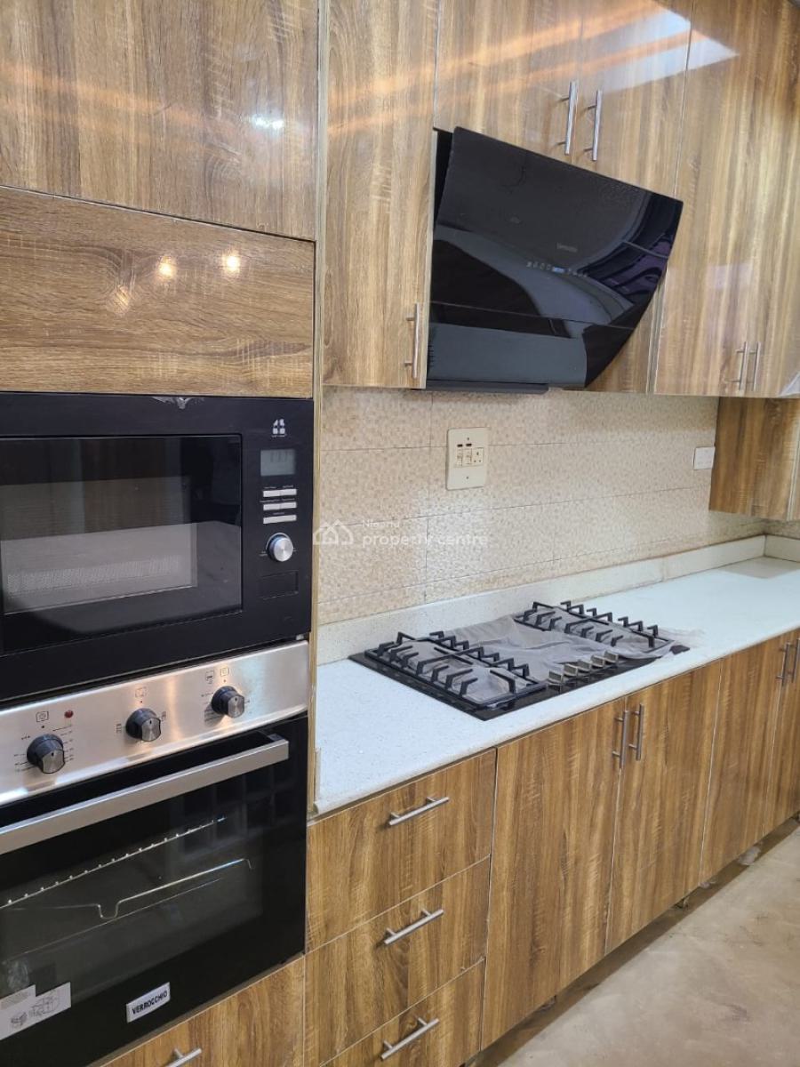 Exquisitely Finished 5 Bedroom Detached House with 2 Room Bq, Magodo Shaginsha Phase 2, Gra Phase 2, Magodo, Lagos, Detached Duplex for Sale