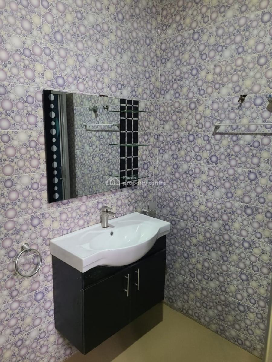 Exquisitely Finished 5 Bedroom Detached House with 2 Room Bq, Magodo Shaginsha Phase 2, Gra Phase 2, Magodo, Lagos, Detached Duplex for Sale