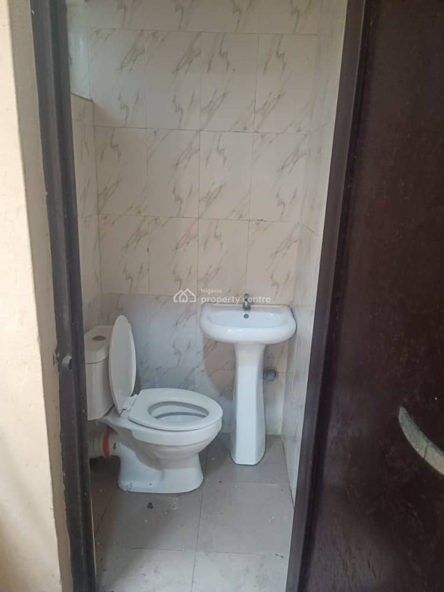 Room and Palor Miniflat, Ogombo Road, Lekki Scheme 2, Ajah, Lagos, Mini Flat (room and Parlour) for Rent