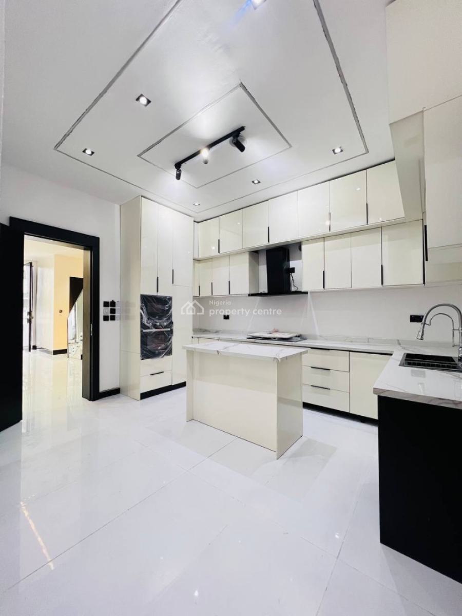 Spacious 5bedroom Detached Duplex + Rooftop Terrace & Bq, Great Deal in Ologolo Lekki in Secured Estate, Ologolo, Lekki, Lagos, Detached Duplex for Sale