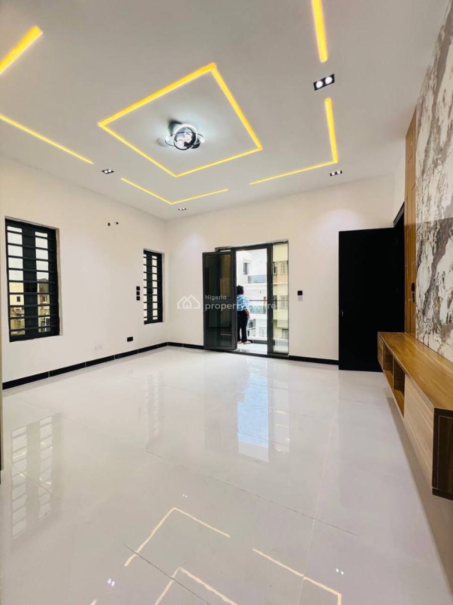 Spacious 5bedroom Detached Duplex + Rooftop Terrace & Bq, Great Deal in Ologolo Lekki in Secured Estate, Ologolo, Lekki, Lagos, Detached Duplex for Sale