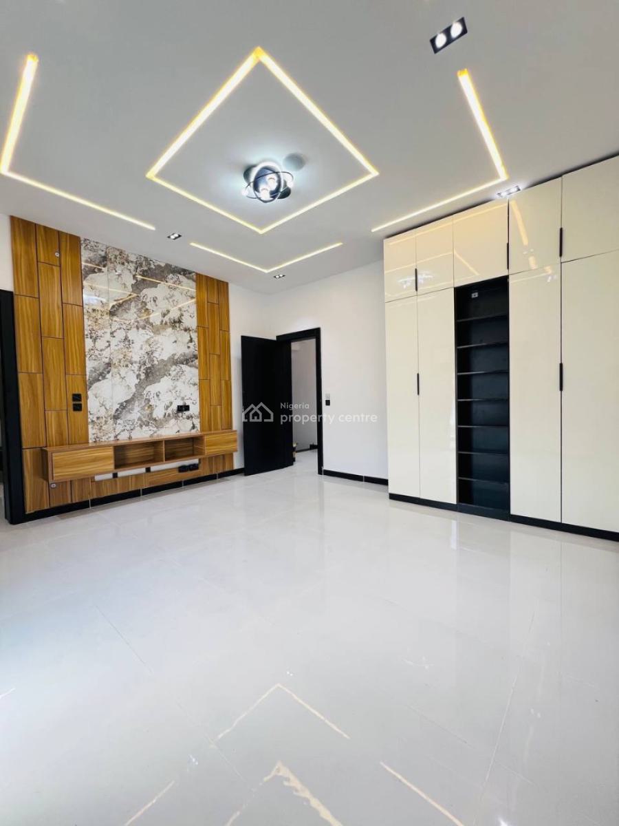 Spacious 5bedroom Detached Duplex + Rooftop Terrace & Bq, Great Deal in Ologolo Lekki in Secured Estate, Ologolo, Lekki, Lagos, Detached Duplex for Sale