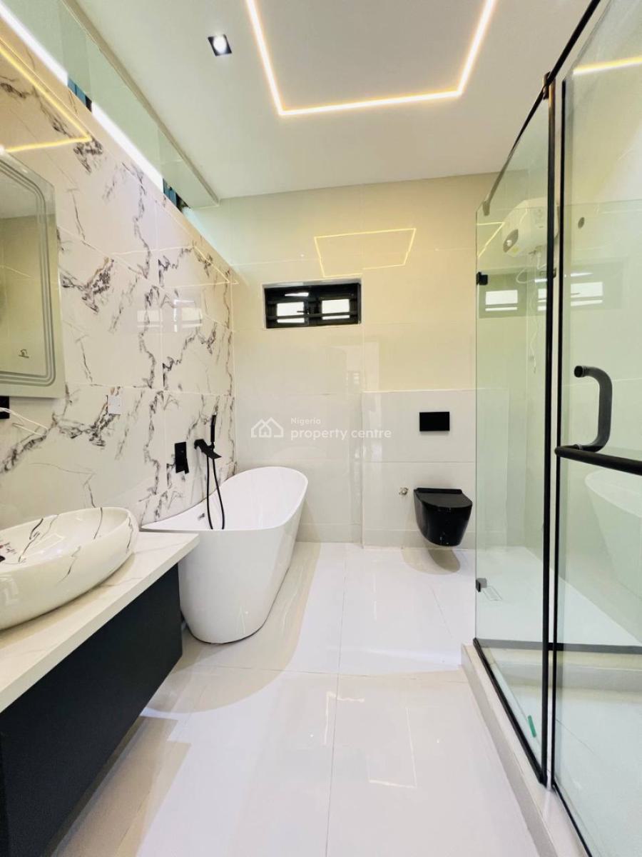 Spacious 5bedroom Detached Duplex + Rooftop Terrace & Bq, Great Deal in Ologolo Lekki in Secured Estate, Ologolo, Lekki, Lagos, Detached Duplex for Sale