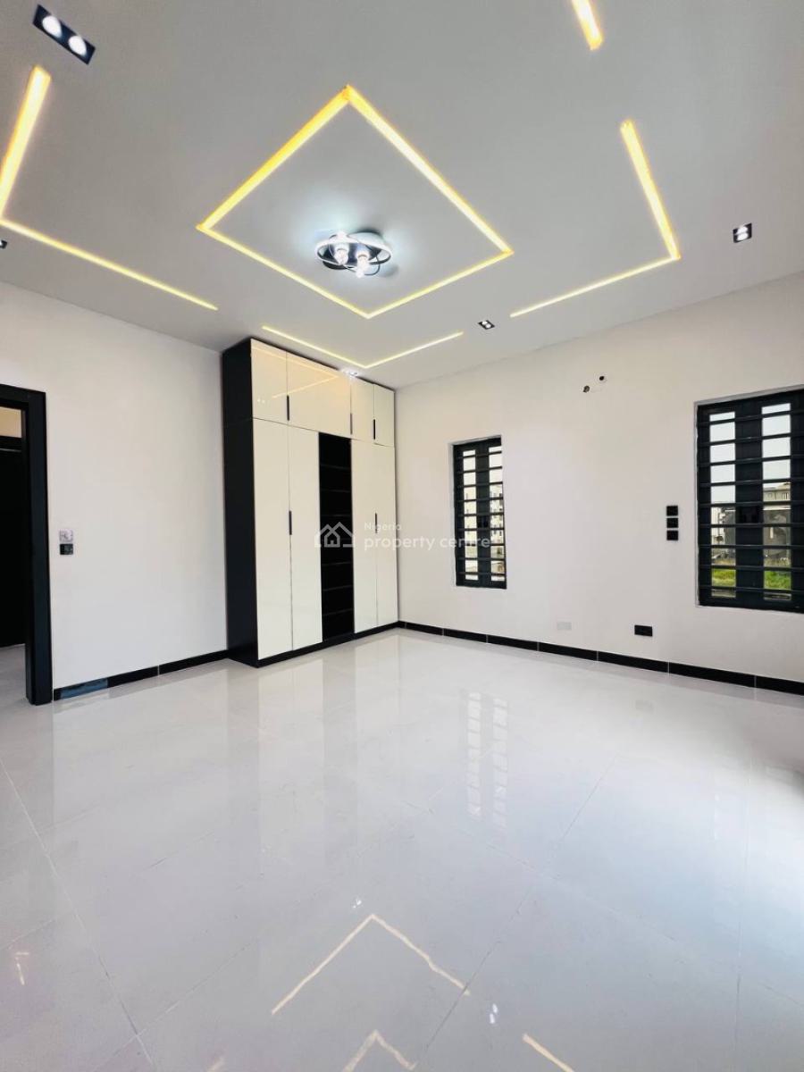 Spacious 5bedroom Detached Duplex + Rooftop Terrace & Bq, Great Deal in Ologolo Lekki in Secured Estate, Ologolo, Lekki, Lagos, Detached Duplex for Sale