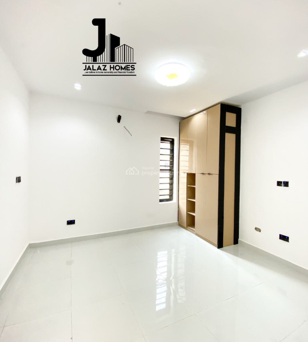 2 Bedroom Apartment, Ologolo, Lekki, Lagos, Flat / Apartment for Sale