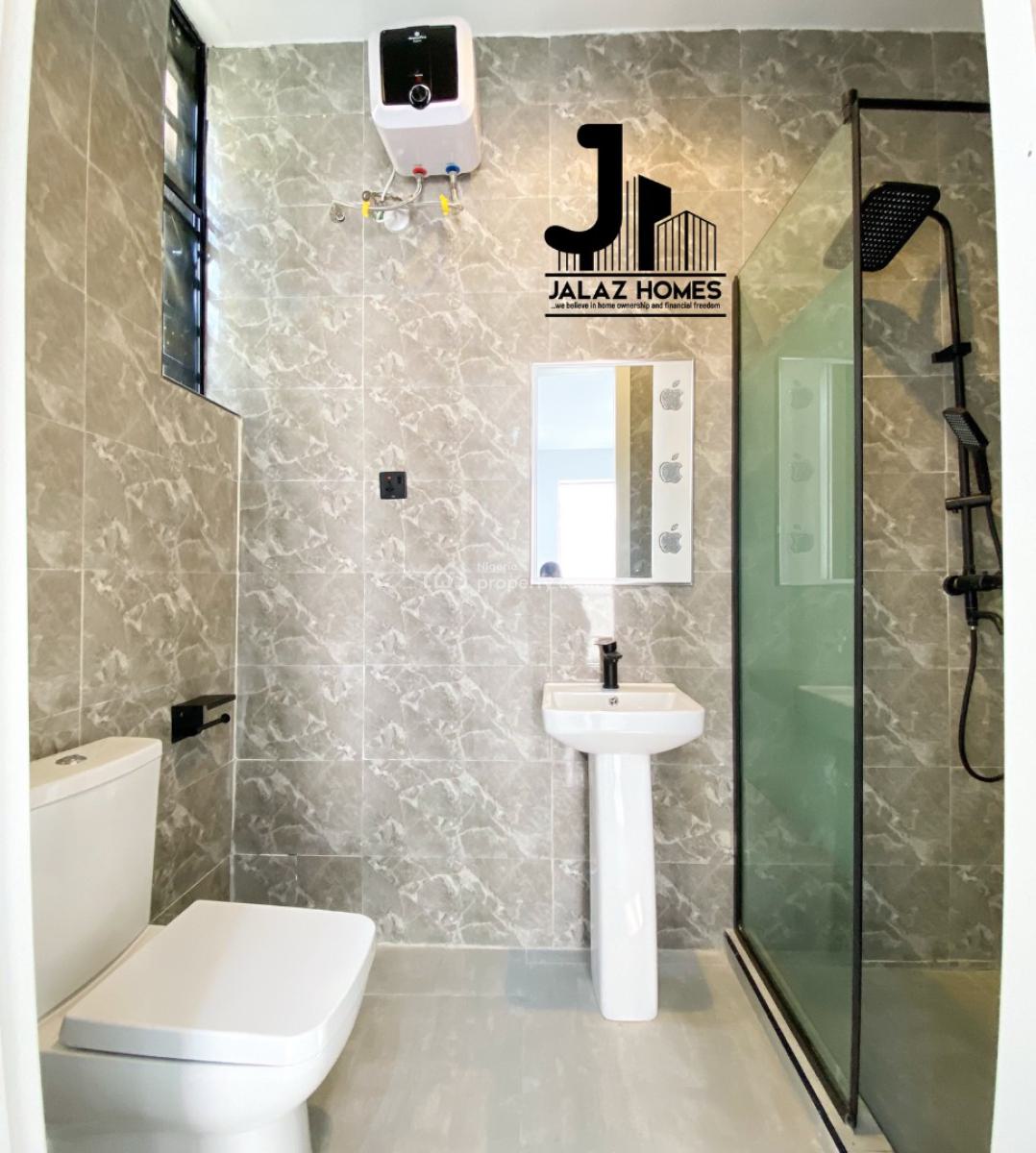 2 Bedroom Apartment, Ologolo, Lekki, Lagos, Flat / Apartment for Sale