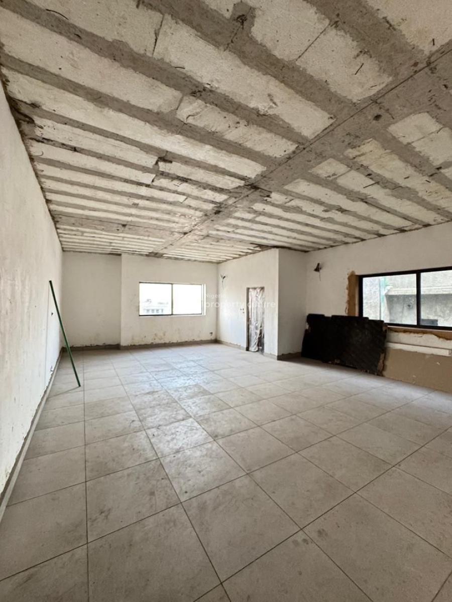 Contemporary 3bed Apartments with Store and Top Features, Luxury 3bedroom Apartment with Top Features in a Secured Area, Yaba, Lagos, Block of Flats for Sale