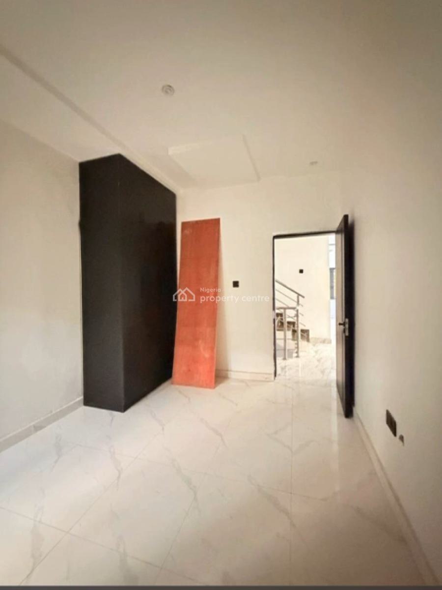 4 Bedroom Semi Detached Duplex, Gra Phase 1, Magodo, Lagos, Semi-detached Duplex for Sale