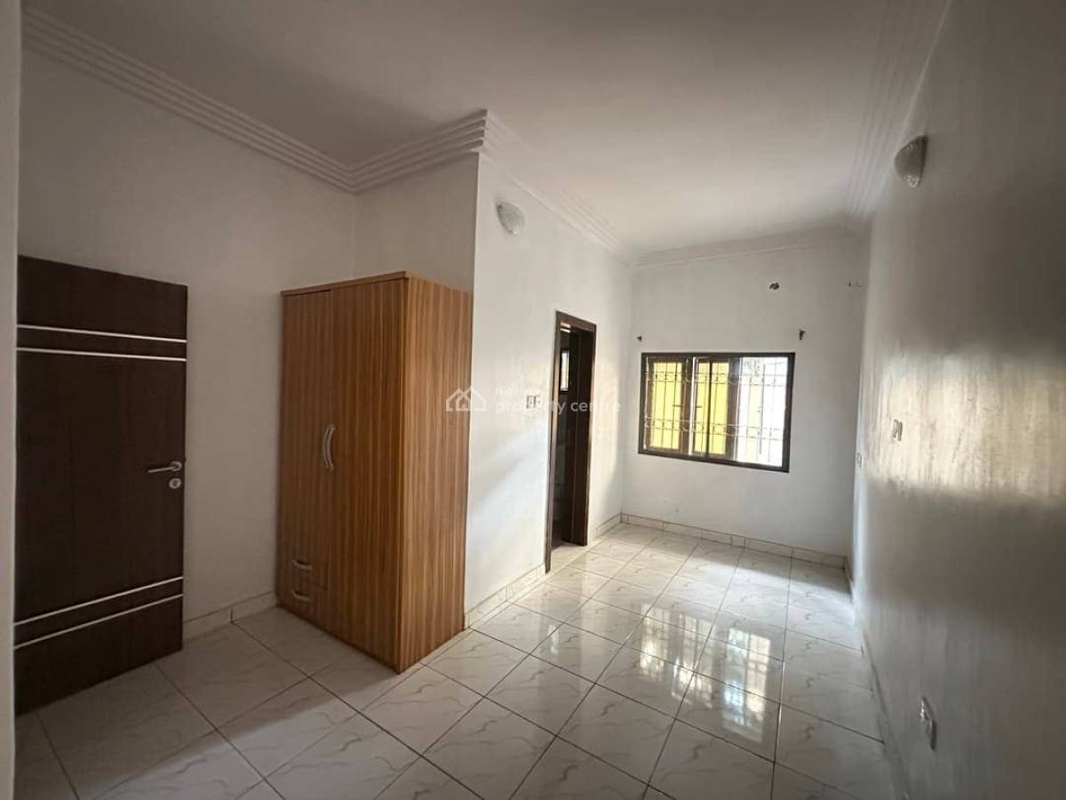 3 Bedroom Apartment, Lekki Phase 1, Lekki, Lagos, Flat / Apartment for Rent
