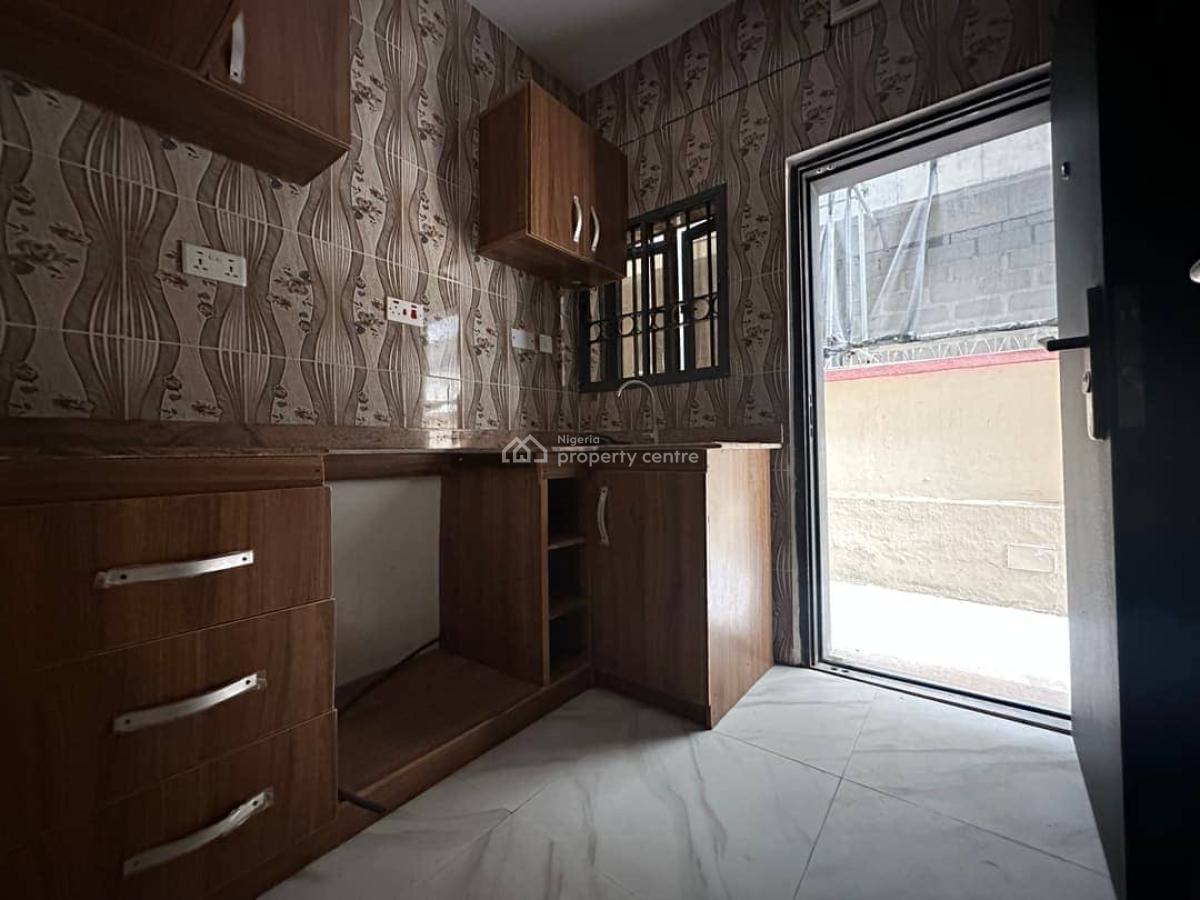 3 Bedroom Apartment, Lekki Phase 1, Lekki, Lagos, Flat / Apartment for Rent