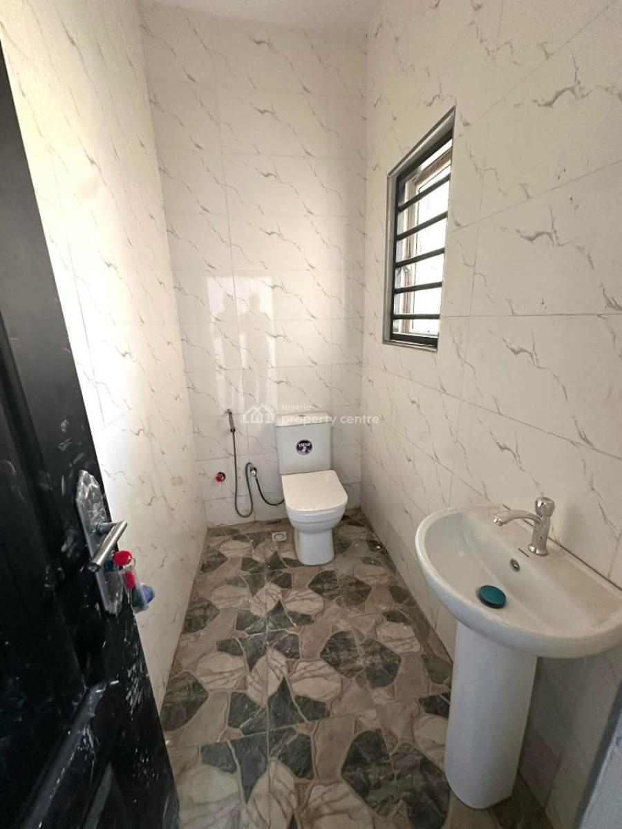 2 Bedroom Apartment, Life Camp, Abuja, Flat / Apartment for Sale