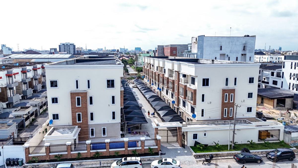 Luxury and Virgin 4bedroom Terrace House with Bq, Pool and Gym, Lekki Phase 1, Lekki, Lagos, Terraced Duplex for Rent