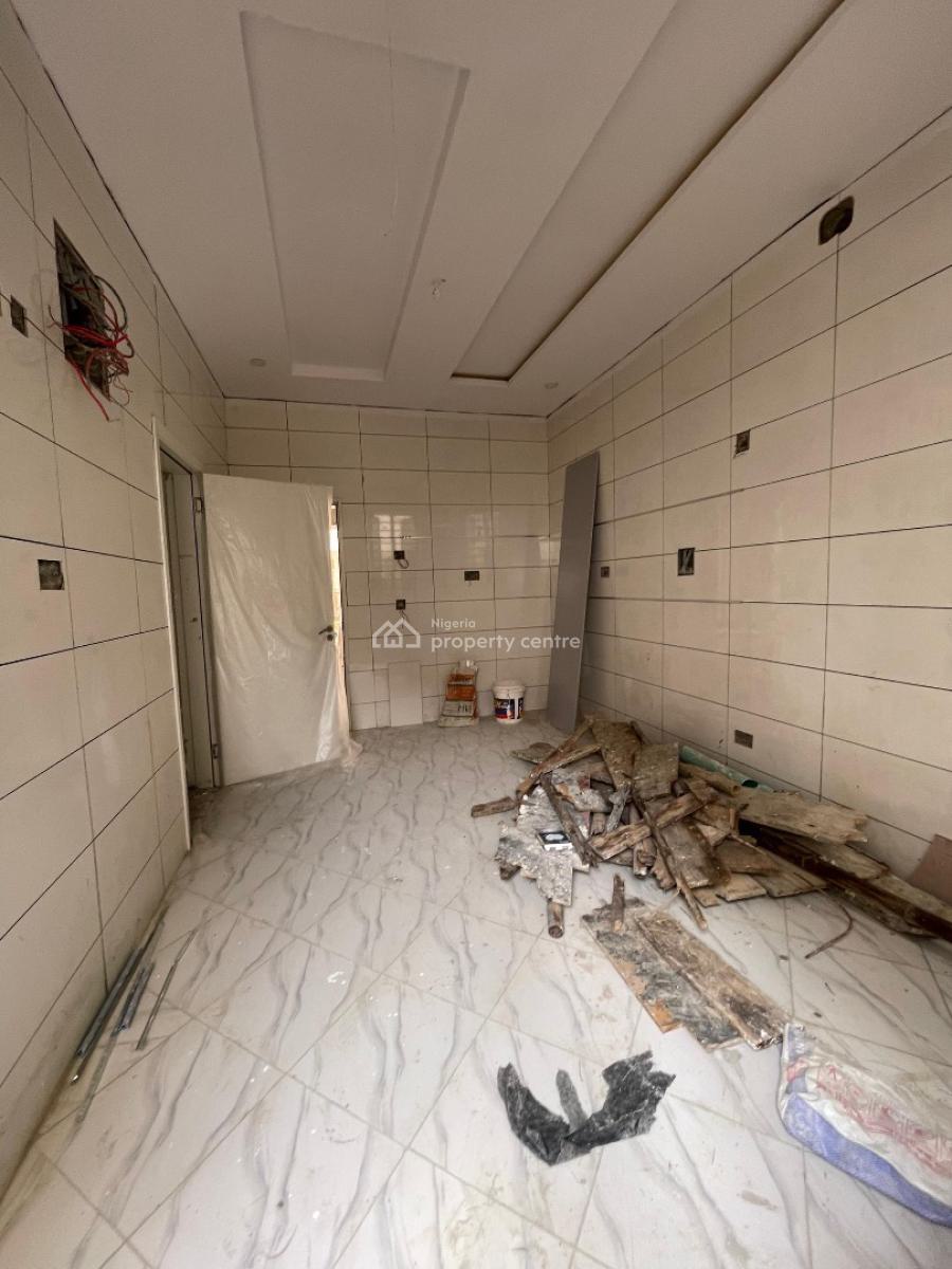 Well Built 4 Bedroom Terraced Duplex with Bq in a Well Secured Estate, Vgc, Lekki, Lagos, Terraced Duplex for Sale