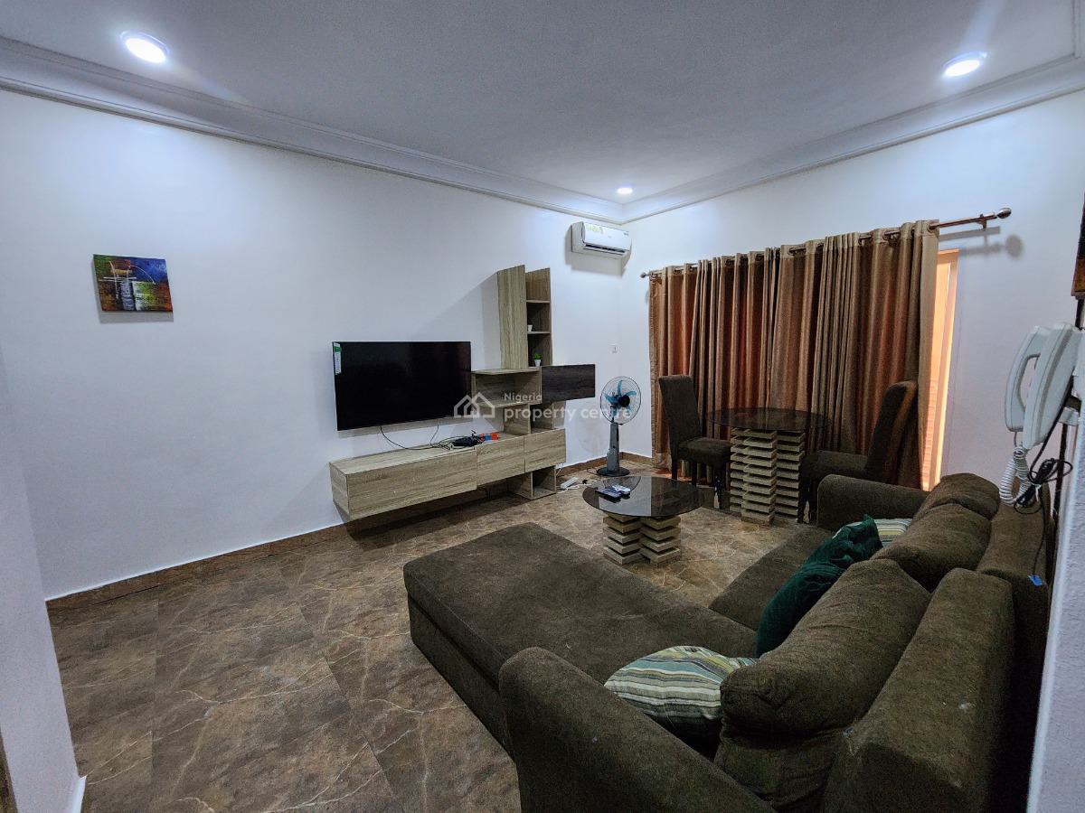 Fully Furnished and Serviced Luxury One Bedroom Apartment @ Uptown Apt, Uptown Apartments, Katampe, Abuja, Self Contain (single Rooms) Short Let