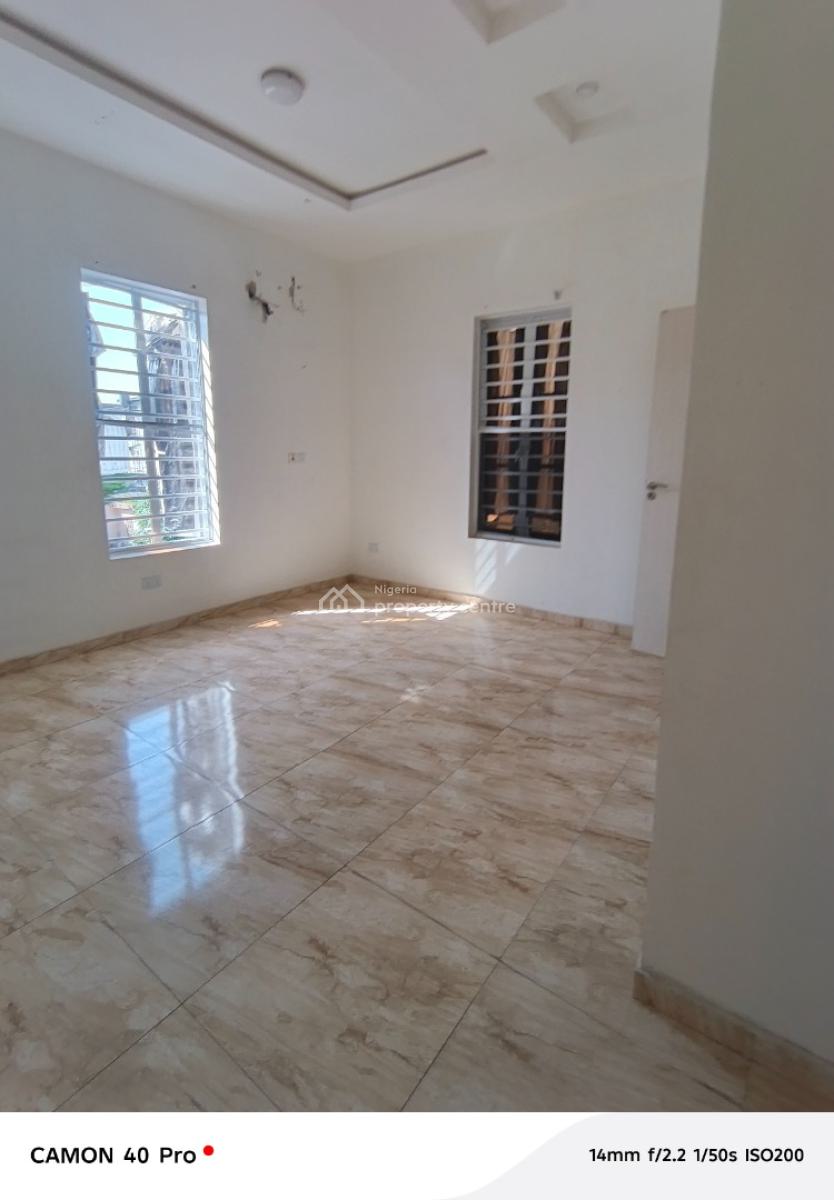 Mini Flat with Two Toilet and Standard Kitchen in Chevron, By Chevron Toll Gate, Lekki, Lagos, Mini Flat (room and Parlour) for Rent