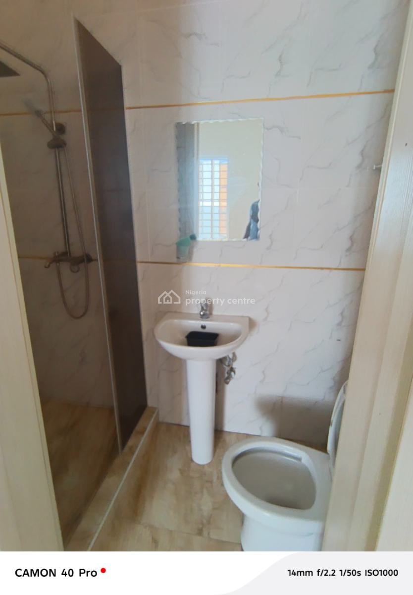 Mini Flat with Two Toilet and Standard Kitchen in Chevron, By Chevron Toll Gate, Lekki, Lagos, Mini Flat (room and Parlour) for Rent