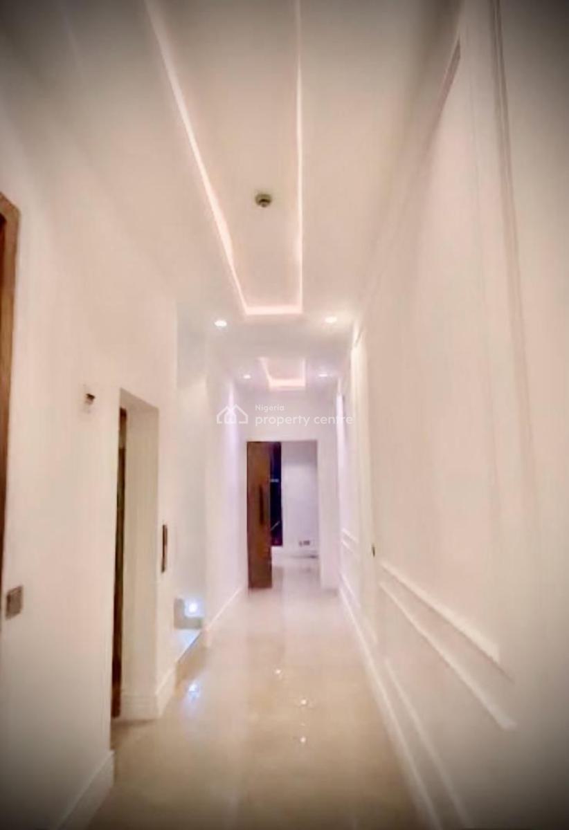Beautifully Crafted 4 Bedroom Semi Detached with Elevator & Pool, Banana Island, Ikoyi, Lagos, Detached Duplex for Sale