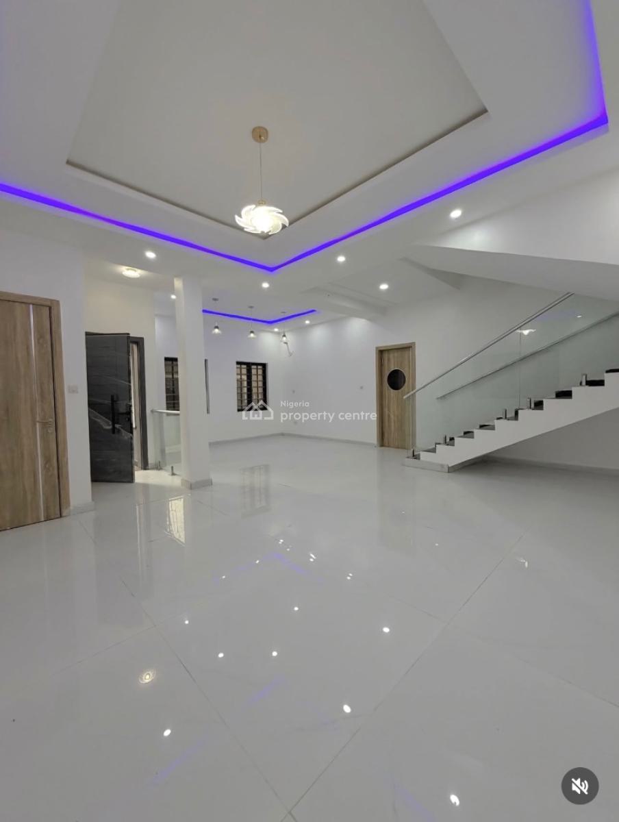 Spacious 5 Bedroom Fully Detached Duplex with Bq, Gra Phase 2, Magodo, Lagos, Detached Duplex for Sale