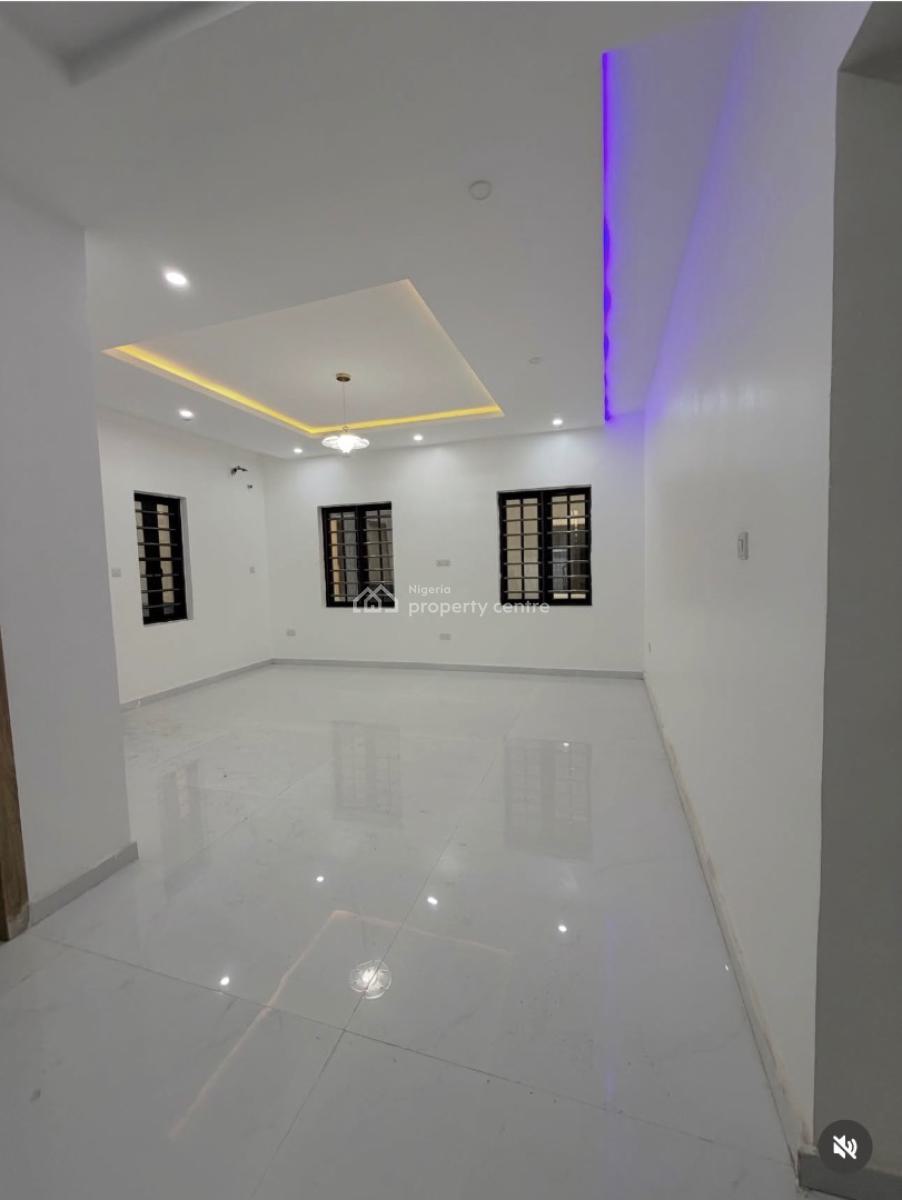 Spacious 5 Bedroom Fully Detached Duplex with Bq, Gra Phase 2, Magodo, Lagos, Detached Duplex for Sale