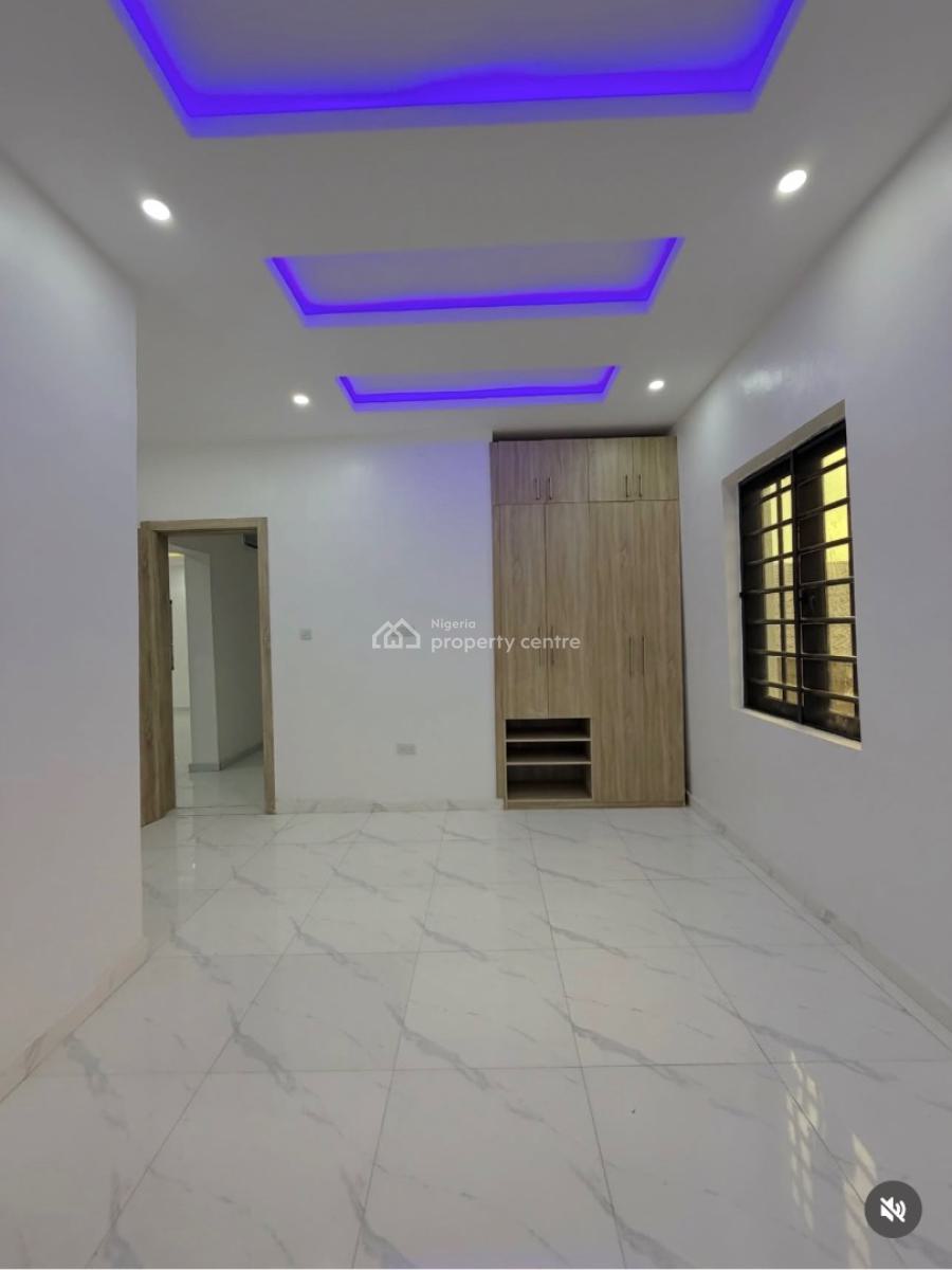 Spacious 5 Bedroom Fully Detached Duplex with Bq, Gra Phase 2, Magodo, Lagos, Detached Duplex for Sale